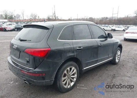 2015 Audi Q5 2.0T Premium z USA, uszkodzony, nr VIN WA1LFAFP3FA013733